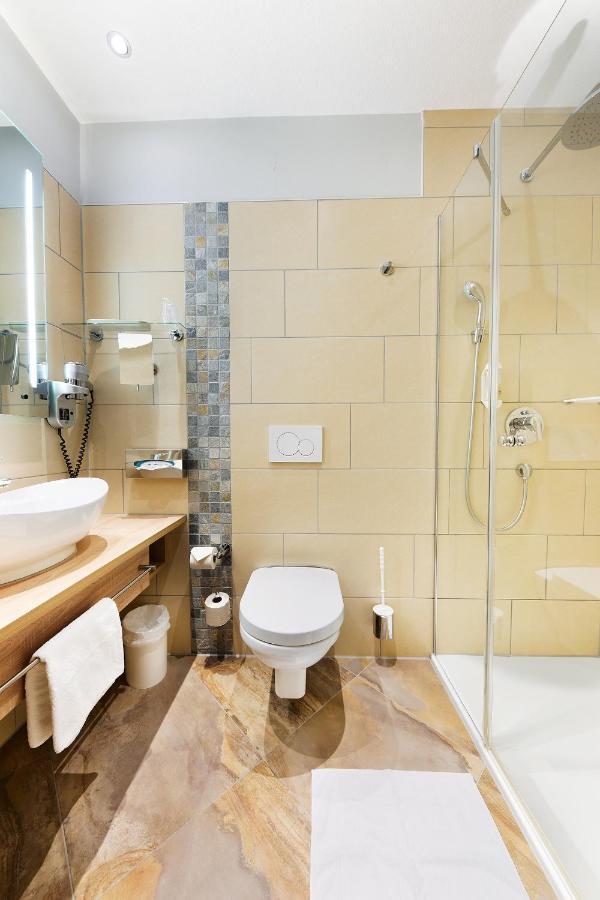 Double Room,1498555624:JPEG